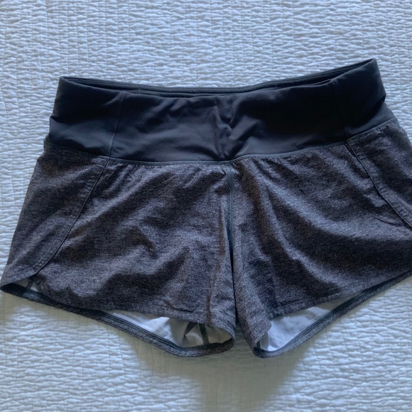 Lululemon Speed up shorts - Picture 2 of 2